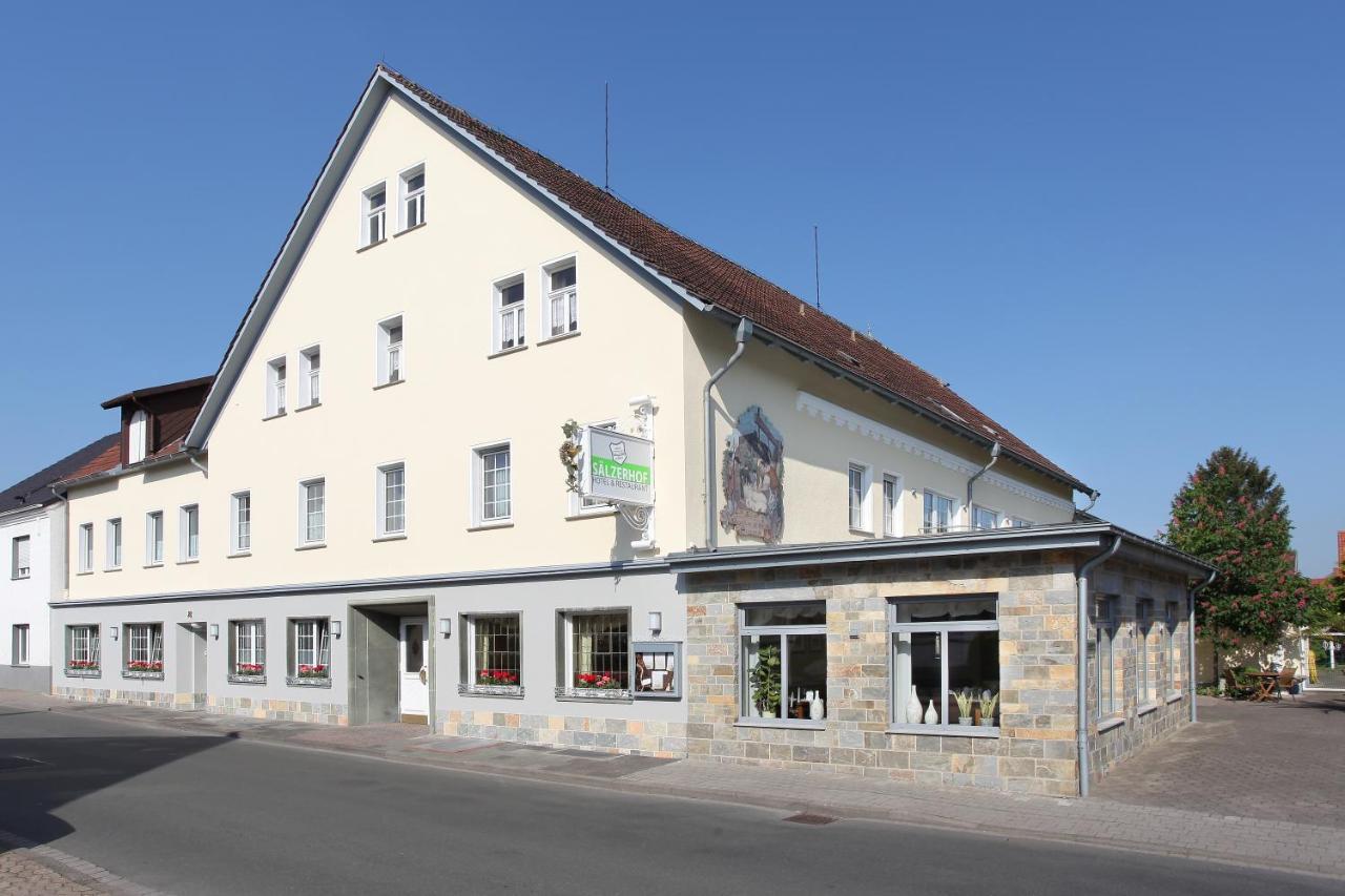 Hotel-Restaurant Sälzerhof Salzkotten Exterior foto